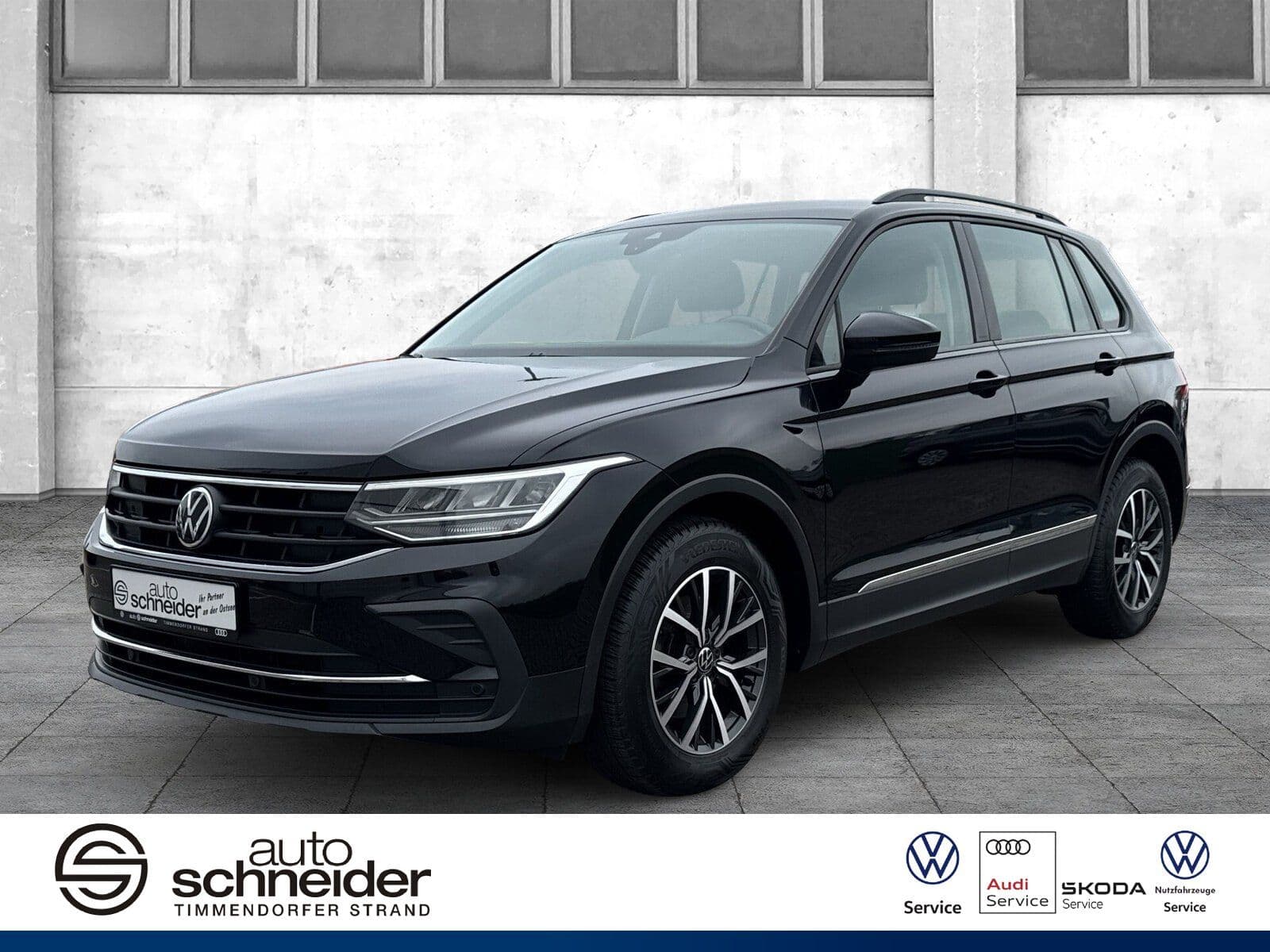 Tiguan 2.0 TDI DSG Life AHK ACC RFK Navi LED — Bild 1 von 15